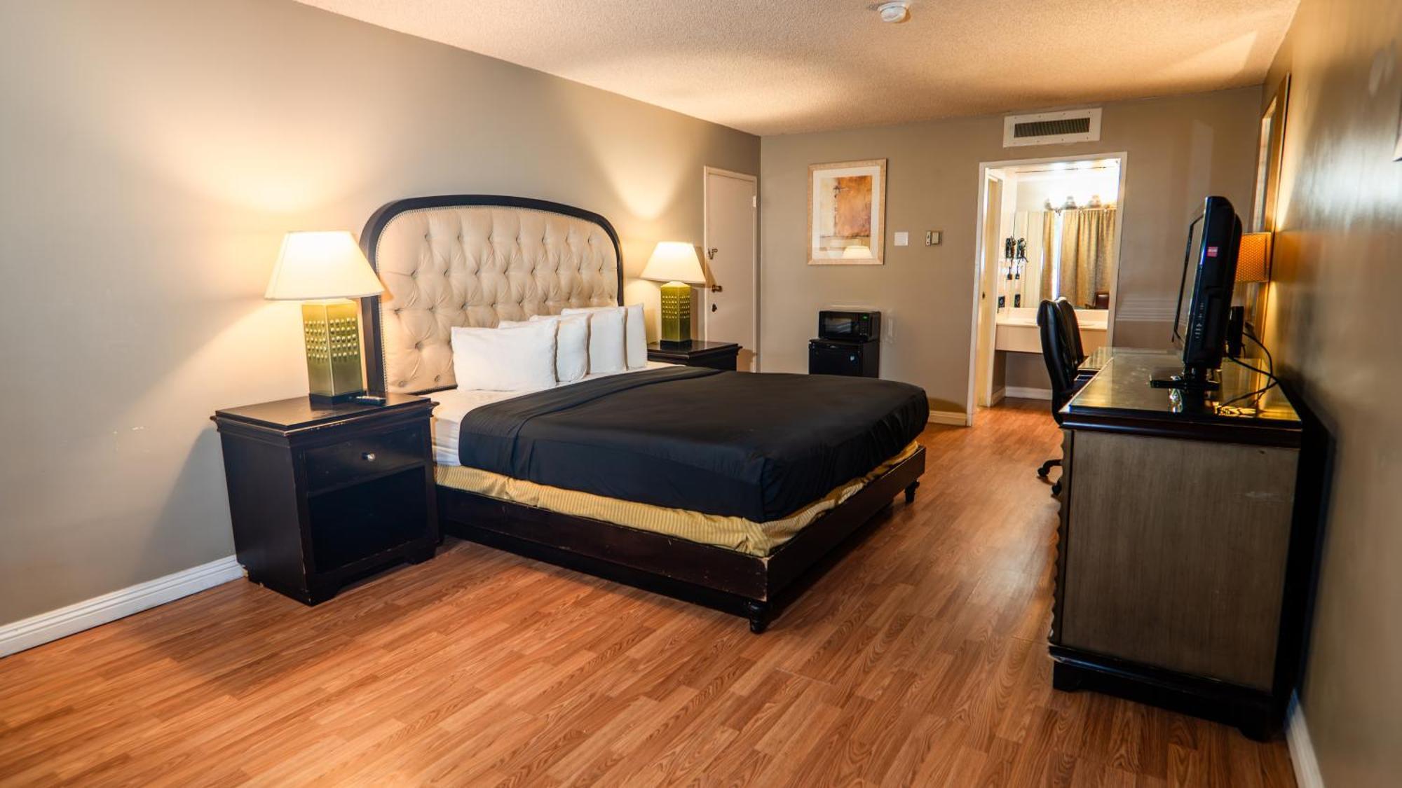 G T Hotels Inn & Suites Extended Stay فيكتورفيل المظهر الخارجي الصورة